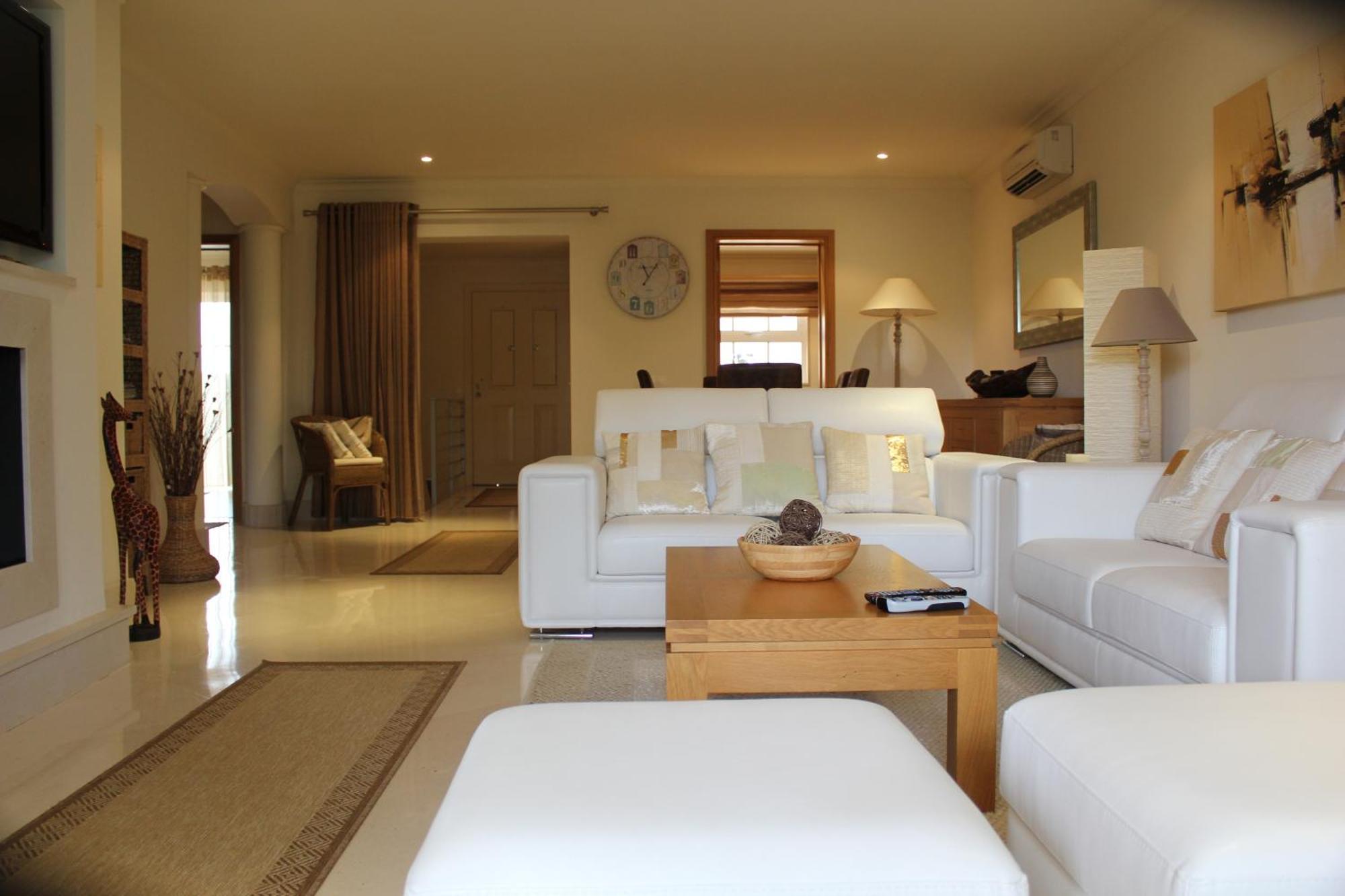 Luxury 3 Bedroom Apartment On Gated Complex 쿼테이라 외부 사진